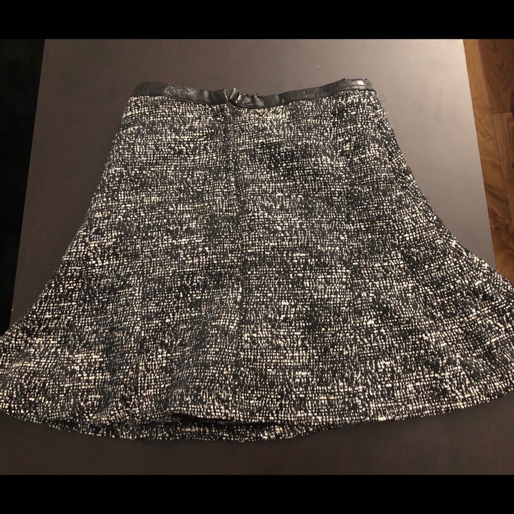 Black and white skirt (h&m)